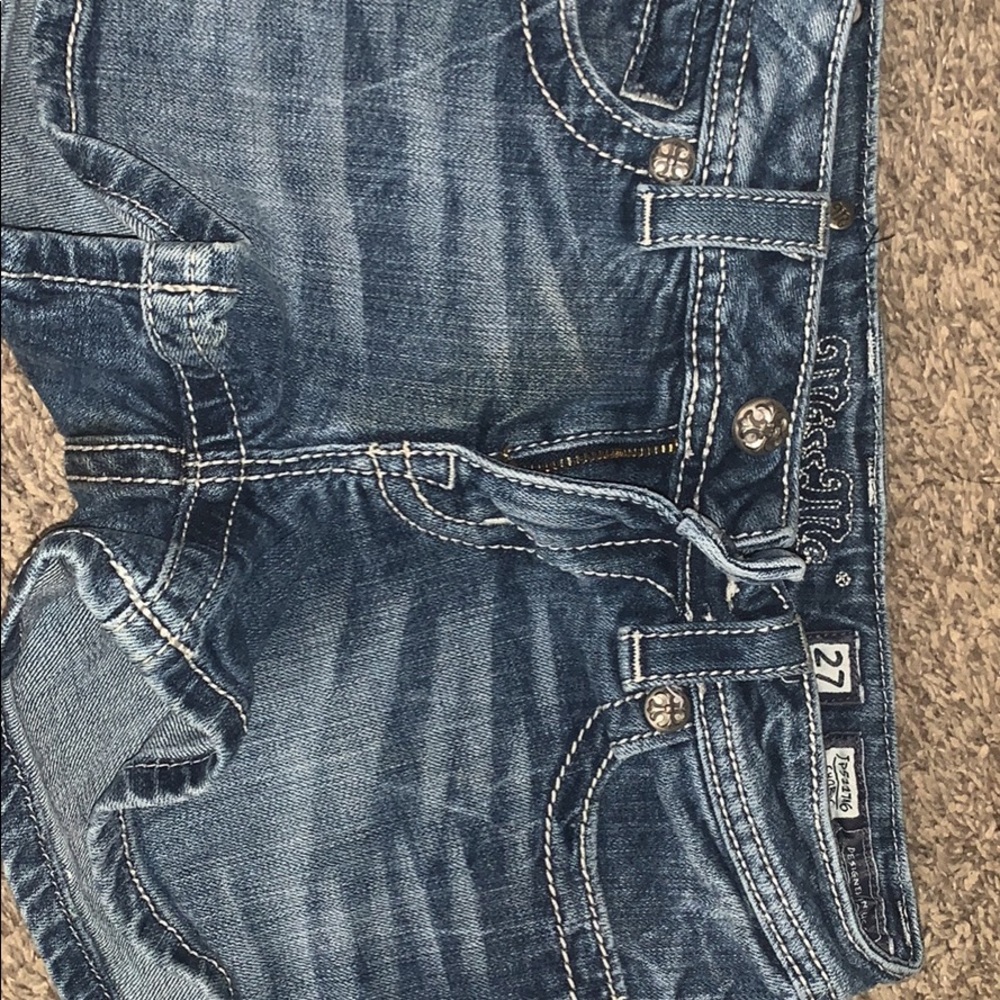 Assorted clothes - Picture 8 of 15